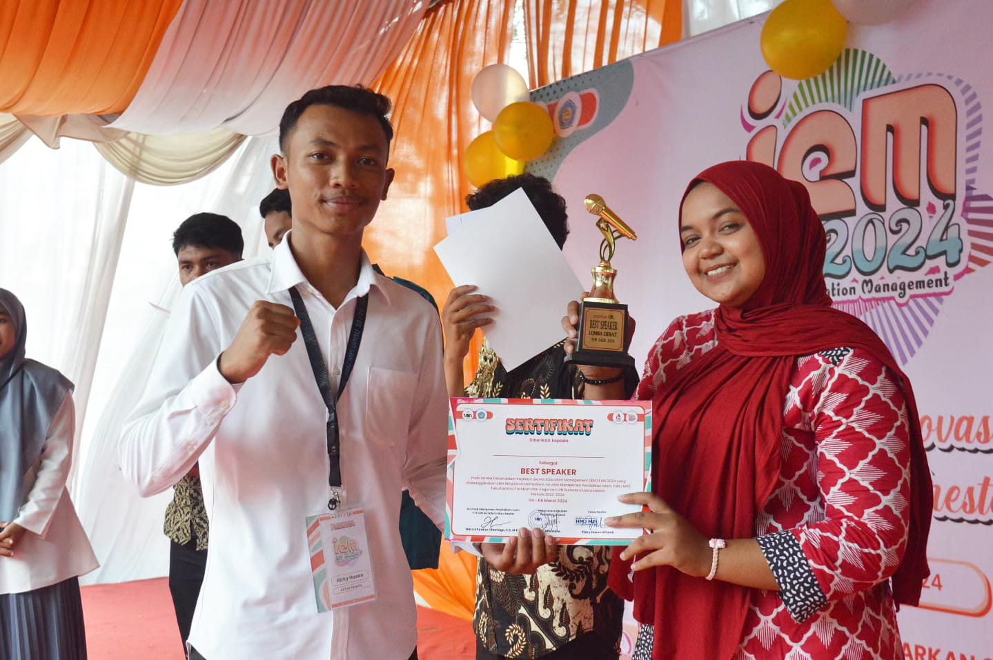 Juara 1 Lomba Debat